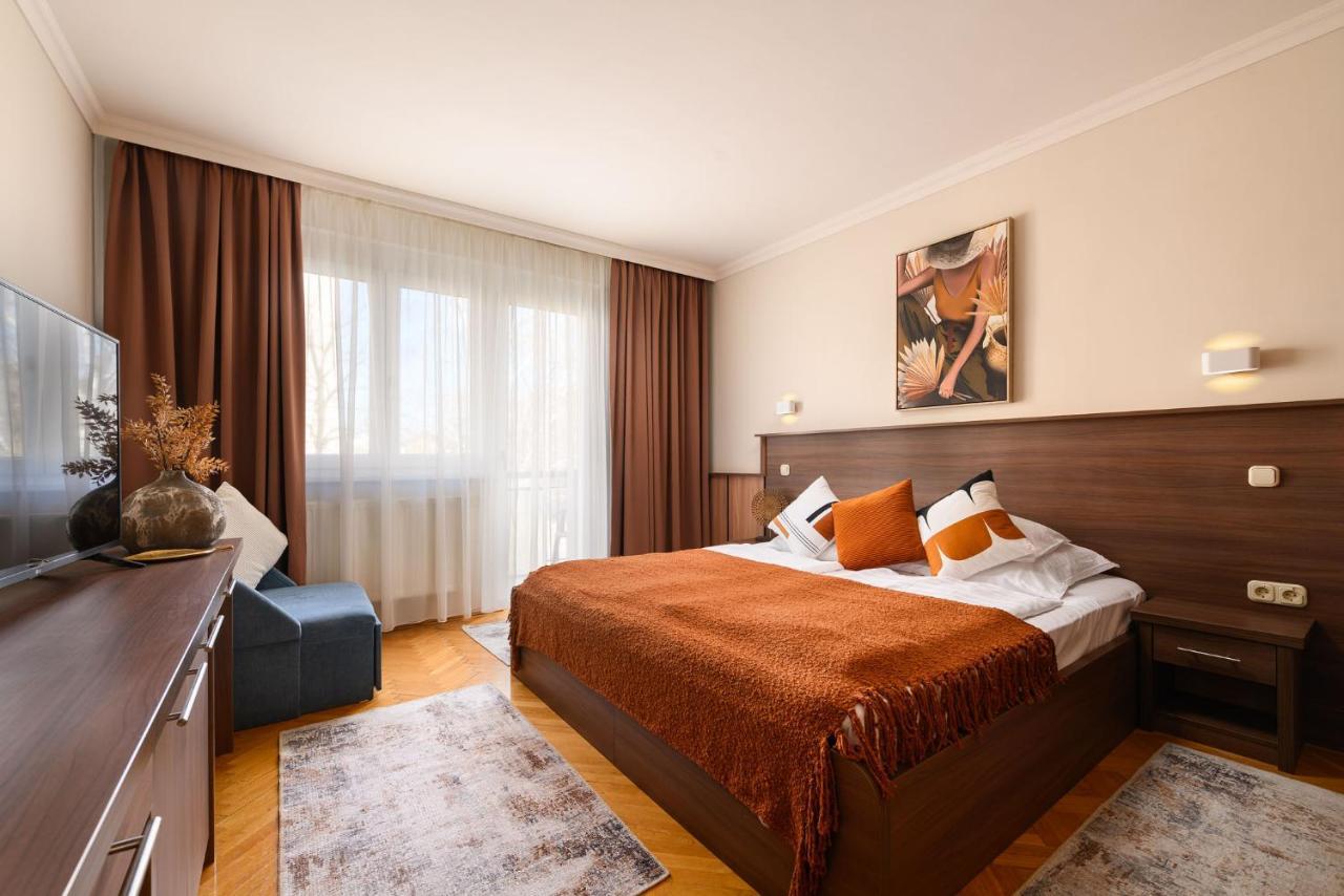 Szilfa Etterem Mariann Apartman Hajdúszoboszló 외부 사진